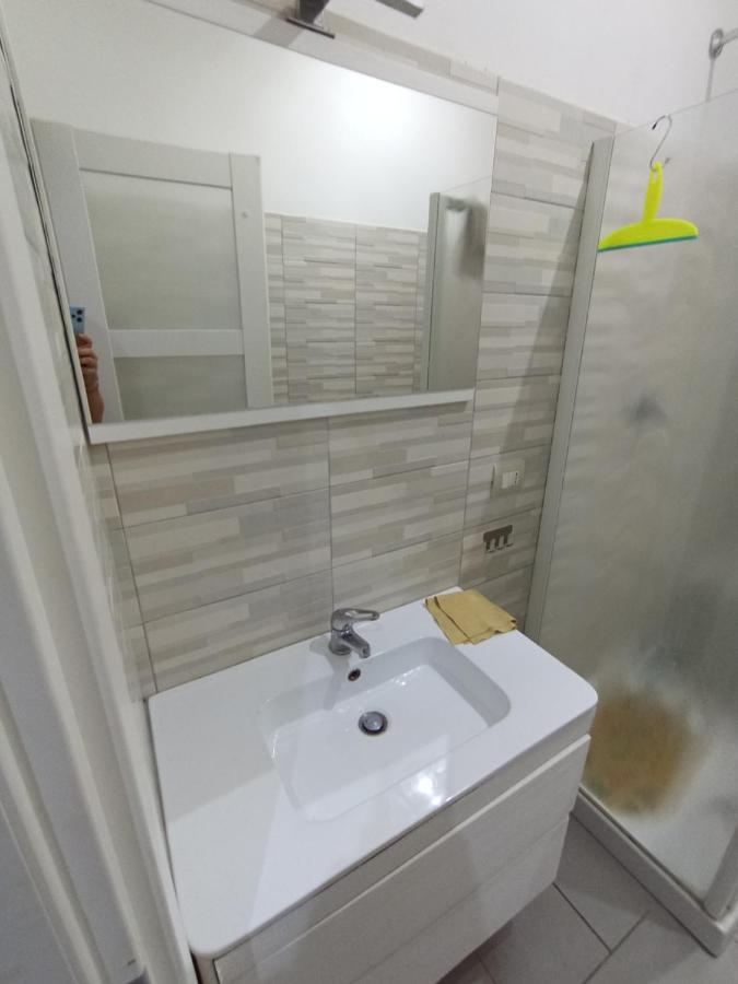 Appartement Apartament Famagosta Milano Extérieur photo